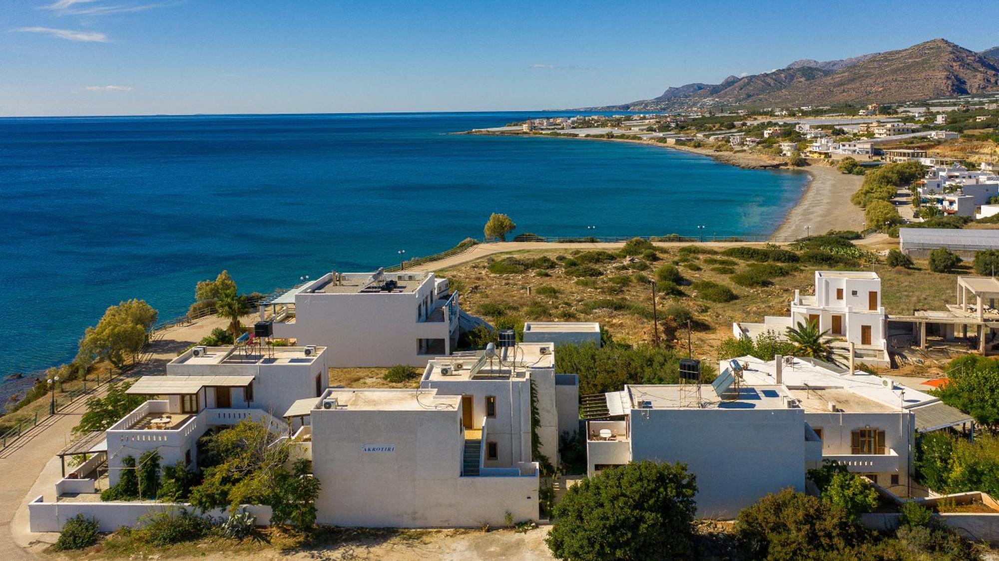 Akrotiri Apartments Makrýgialos Exteriör bild