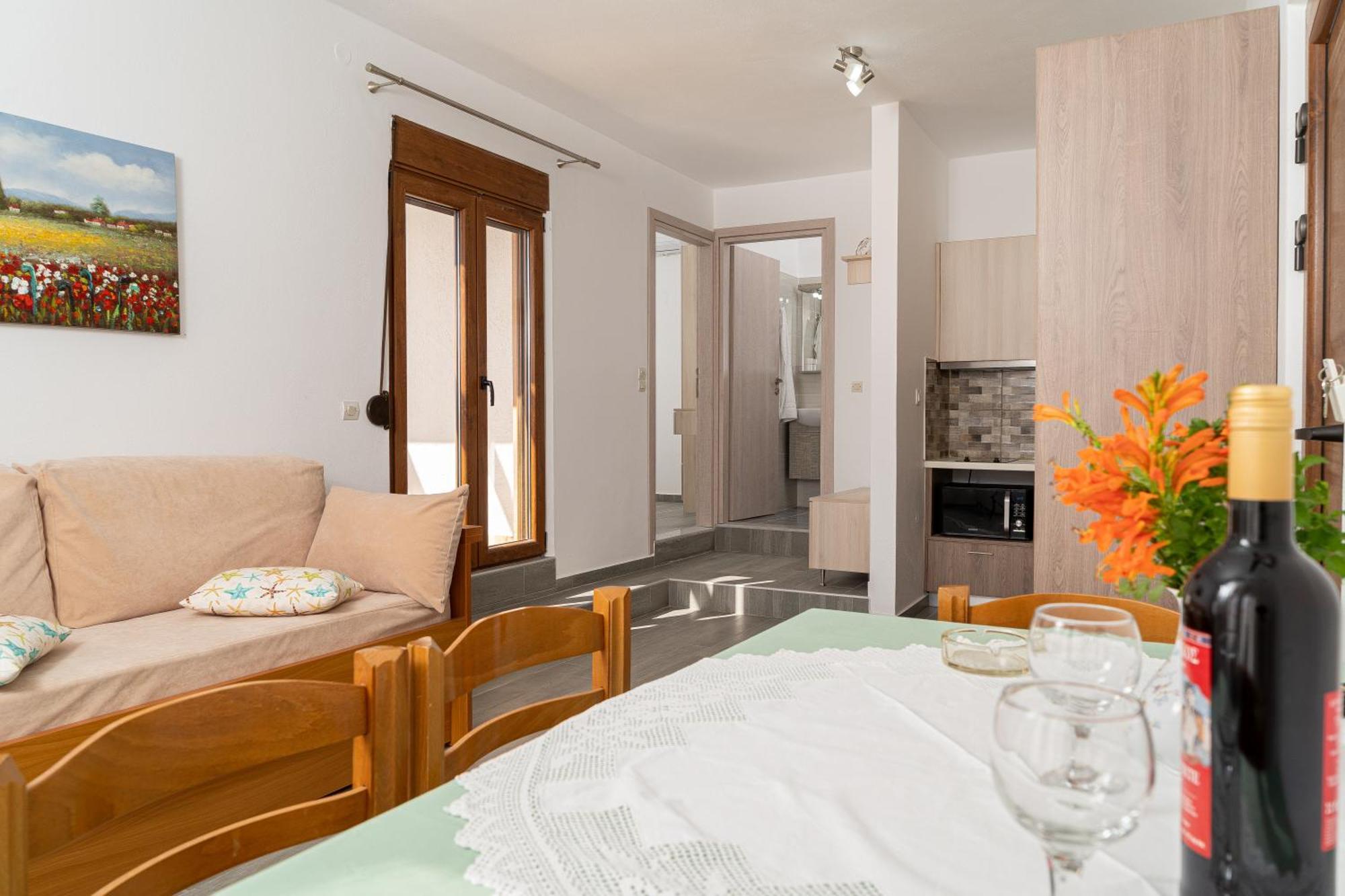 Akrotiri Apartments Makrýgialos Exteriör bild