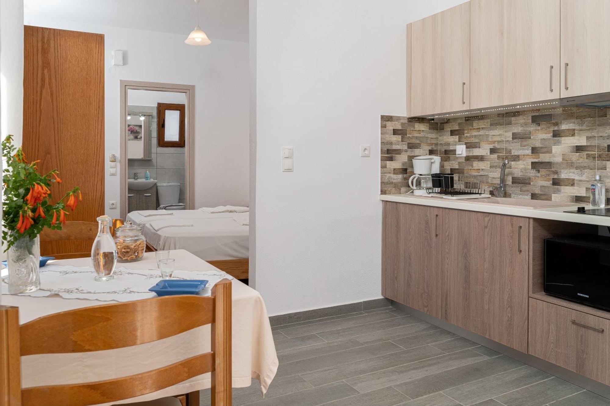 Akrotiri Apartments Makrýgialos Exteriör bild